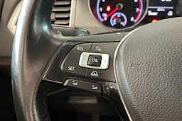 harmaa Volkswagen Golf Sportsvan 2015 kuva 15.