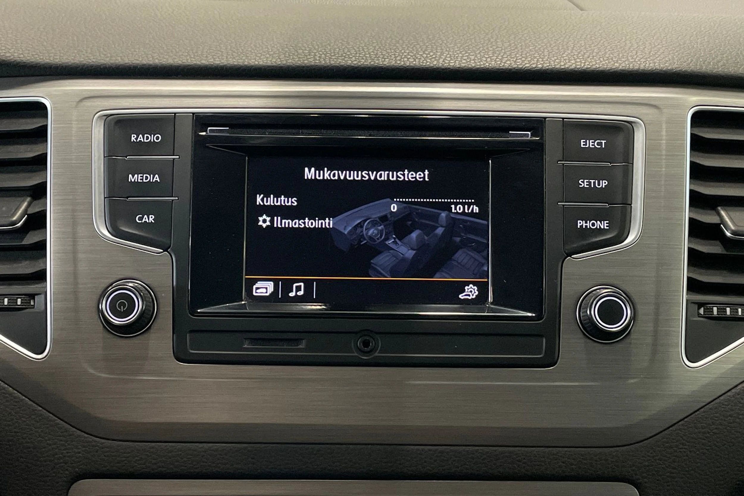 harmaa Volkswagen Golf Sportsvan 2015 kuva 18.