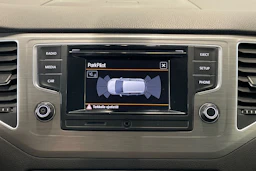 harmaa Volkswagen Golf Sportsvan 2015 kuva 19.