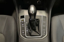 harmaa Volkswagen Golf Sportsvan 2015 kuva 21.