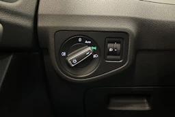 harmaa Volkswagen Golf Sportsvan 2015 kuva 23.