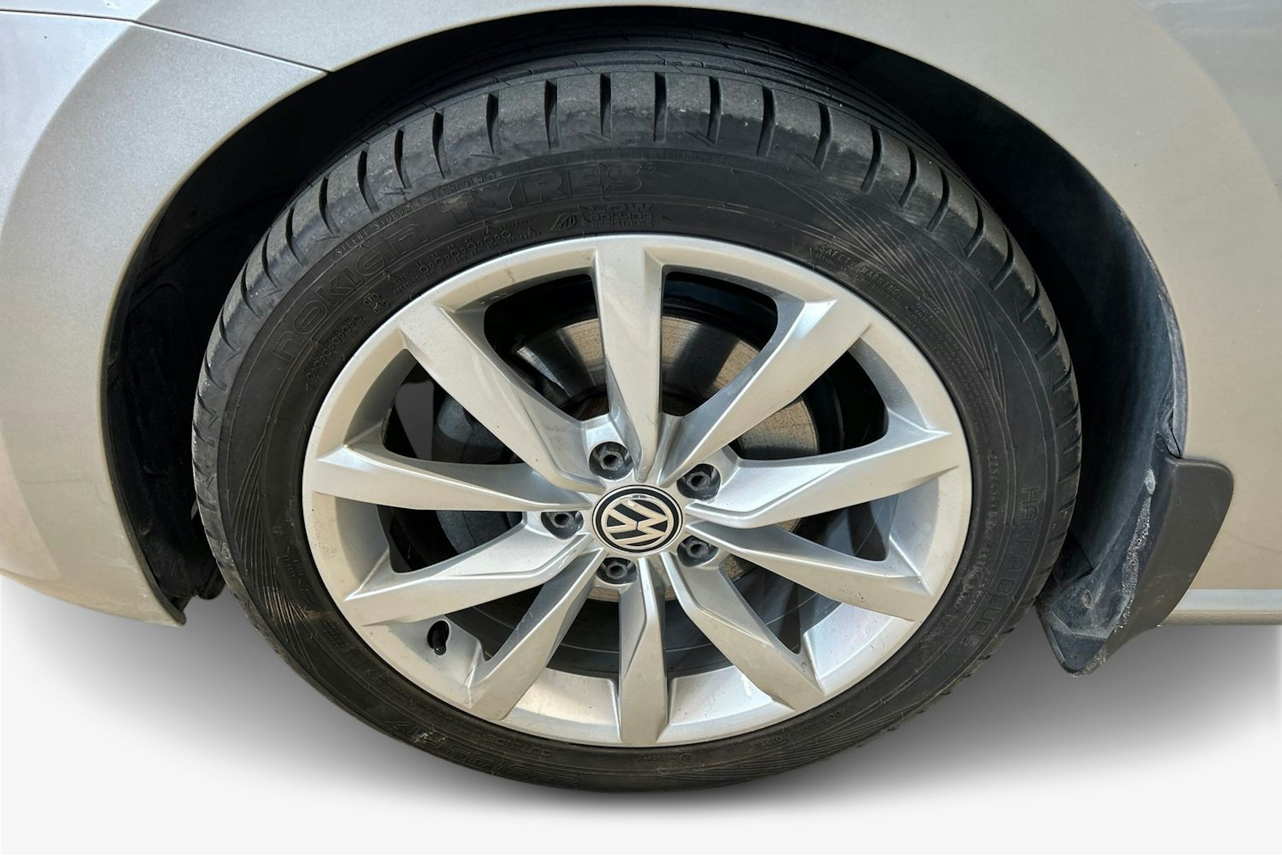 met. harmaa Volkswagen Golf Sportsvan 2015 kuva 11.