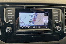 met. harmaa Volkswagen Golf Sportsvan 2015 kuva 18.
