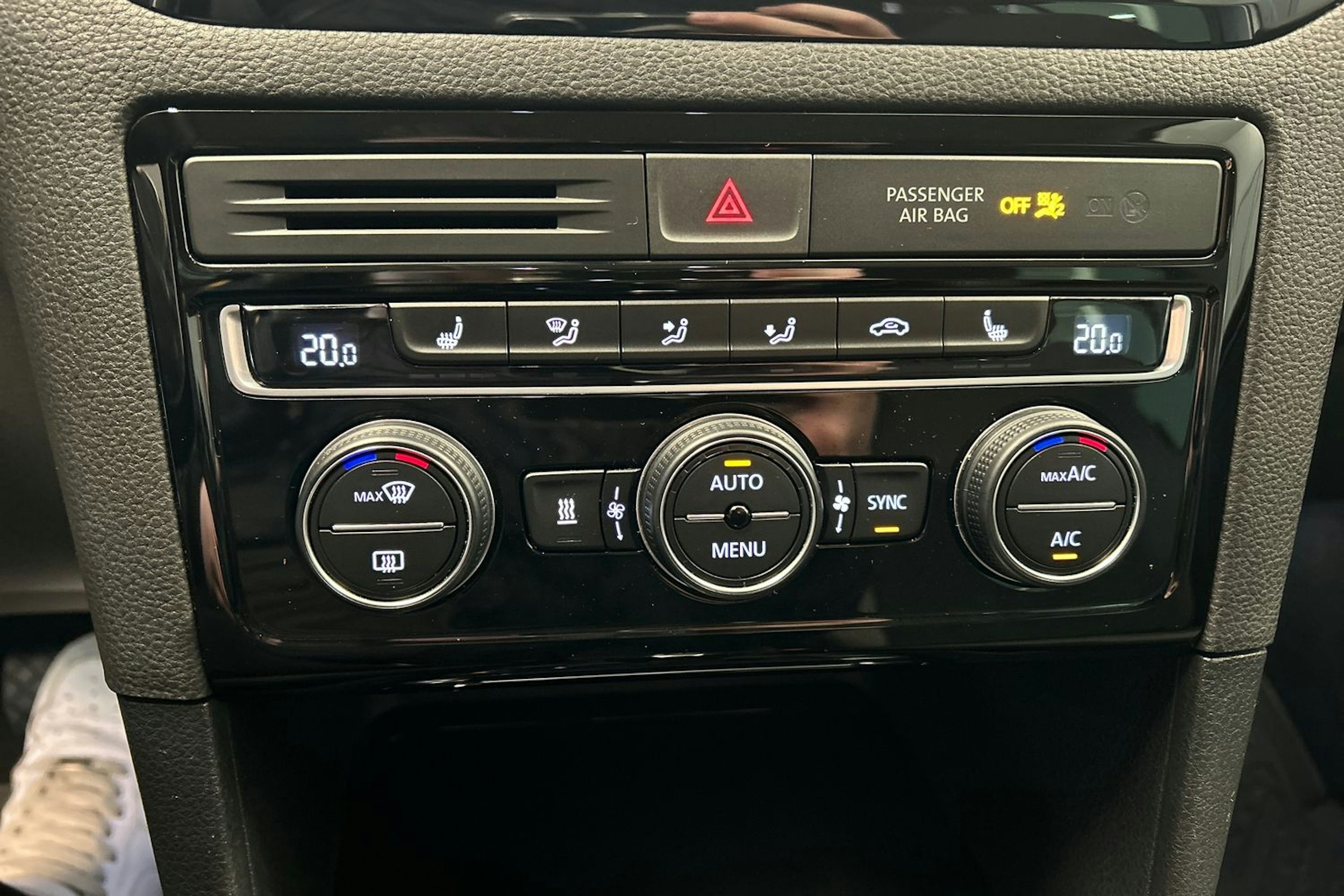 met. harmaa Volkswagen Golf Sportsvan 2015 kuva 19.