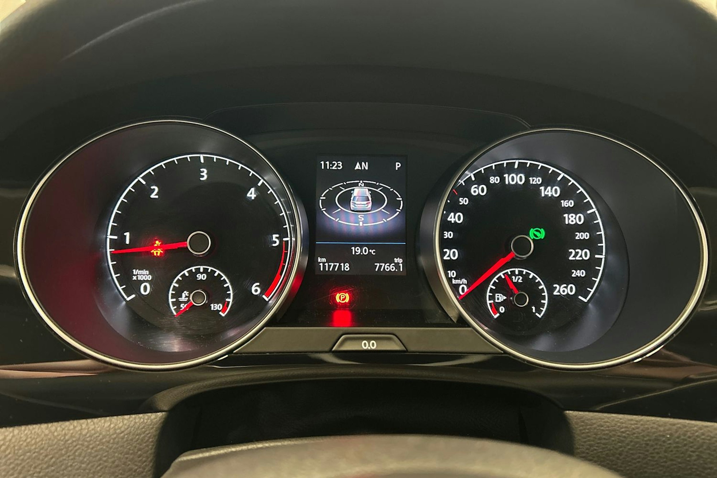 met. harmaa Volkswagen Golf Sportsvan 2015 kuva 21.
