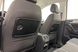 harmaa Volkswagen Golf Sportsvan 2015 kuva 9.