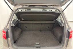 harmaa Volkswagen Golf Sportsvan 2015 kuva 12.