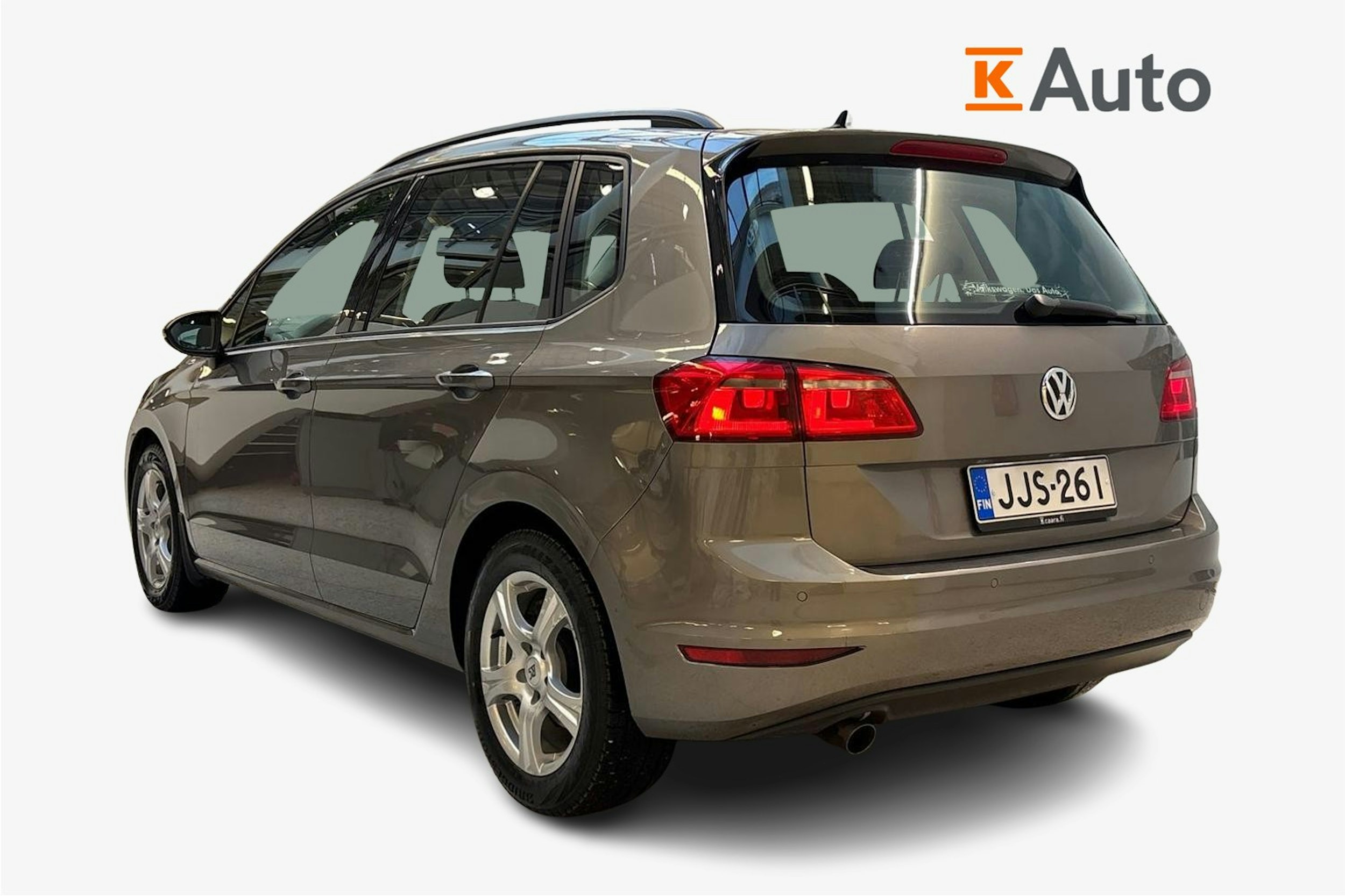 harmaa Volkswagen Golf Sportsvan 2015 kuva 2.