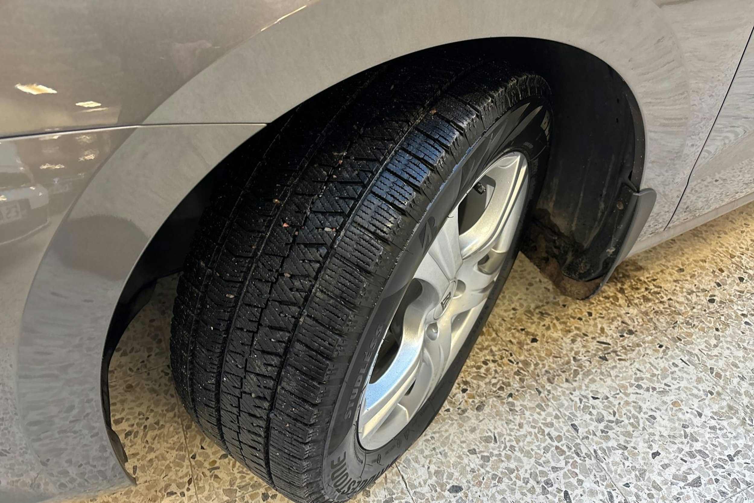 harmaa Volkswagen Golf Sportsvan 2015 kuva 13.