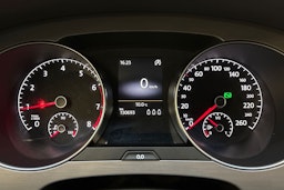 harmaa Volkswagen Golf Sportsvan 2015 kuva 17.