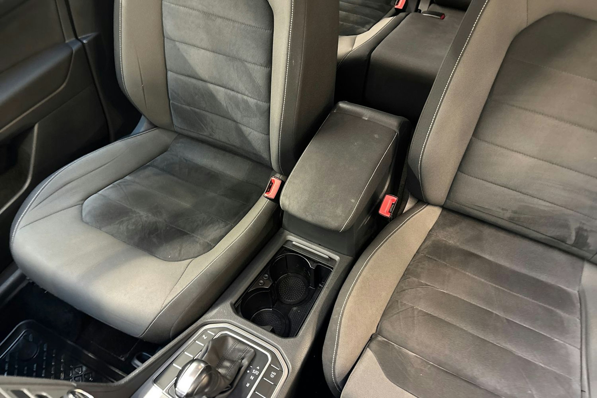 harmaa Volkswagen Golf Sportsvan 2015 kuva 21.