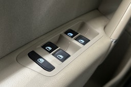 ruskea (beige) Volkswagen Golf Sportsvan 2015 kuva 15.