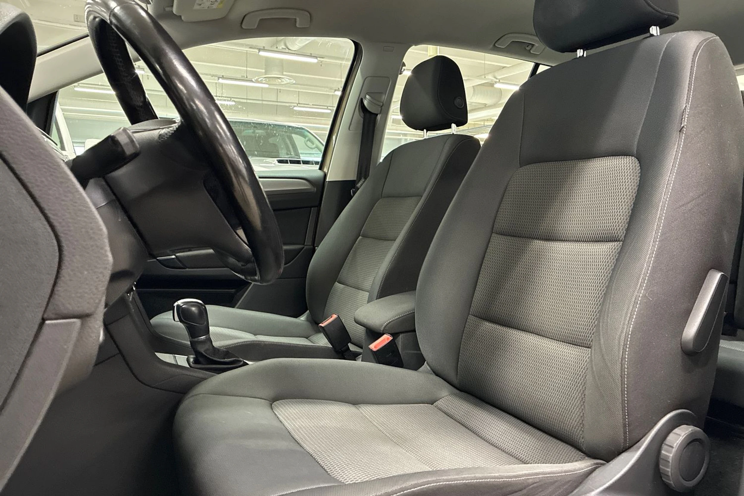 ruskea (beige) Volkswagen Golf Sportsvan 2015 kuva 21.