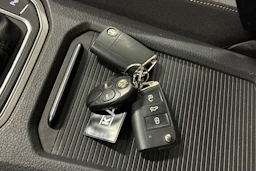 ruskea (beige) Volkswagen Golf Sportsvan 2015 kuva 26.
