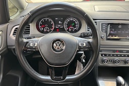 harmaa Volkswagen Golf Sportsvan 2015 kuva 18.