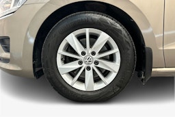 ruskea (beige) Volkswagen Golf Sportsvan 2015 kuva 11.