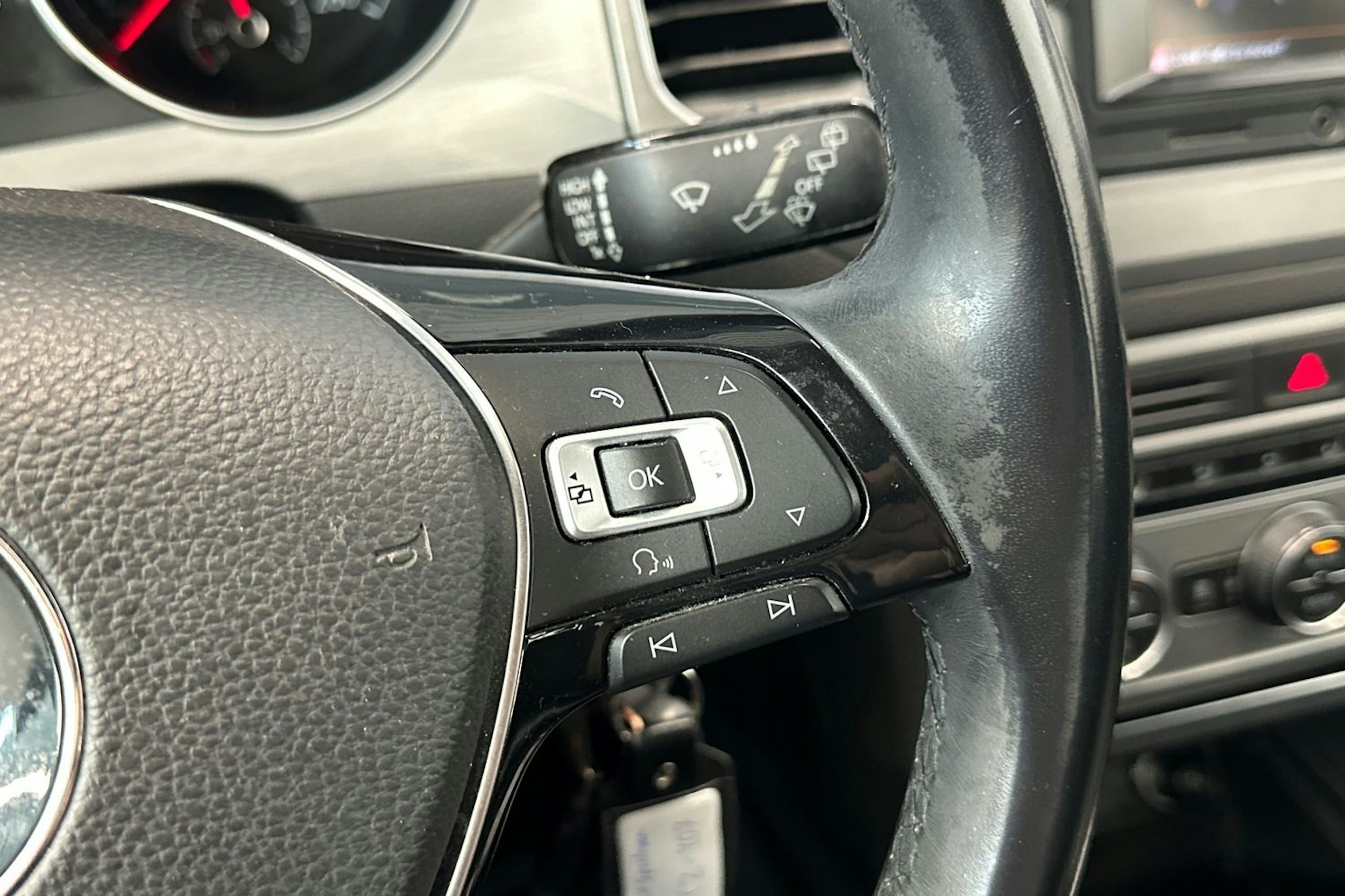 ruskea (beige) Volkswagen Golf Sportsvan 2015 kuva 20.
