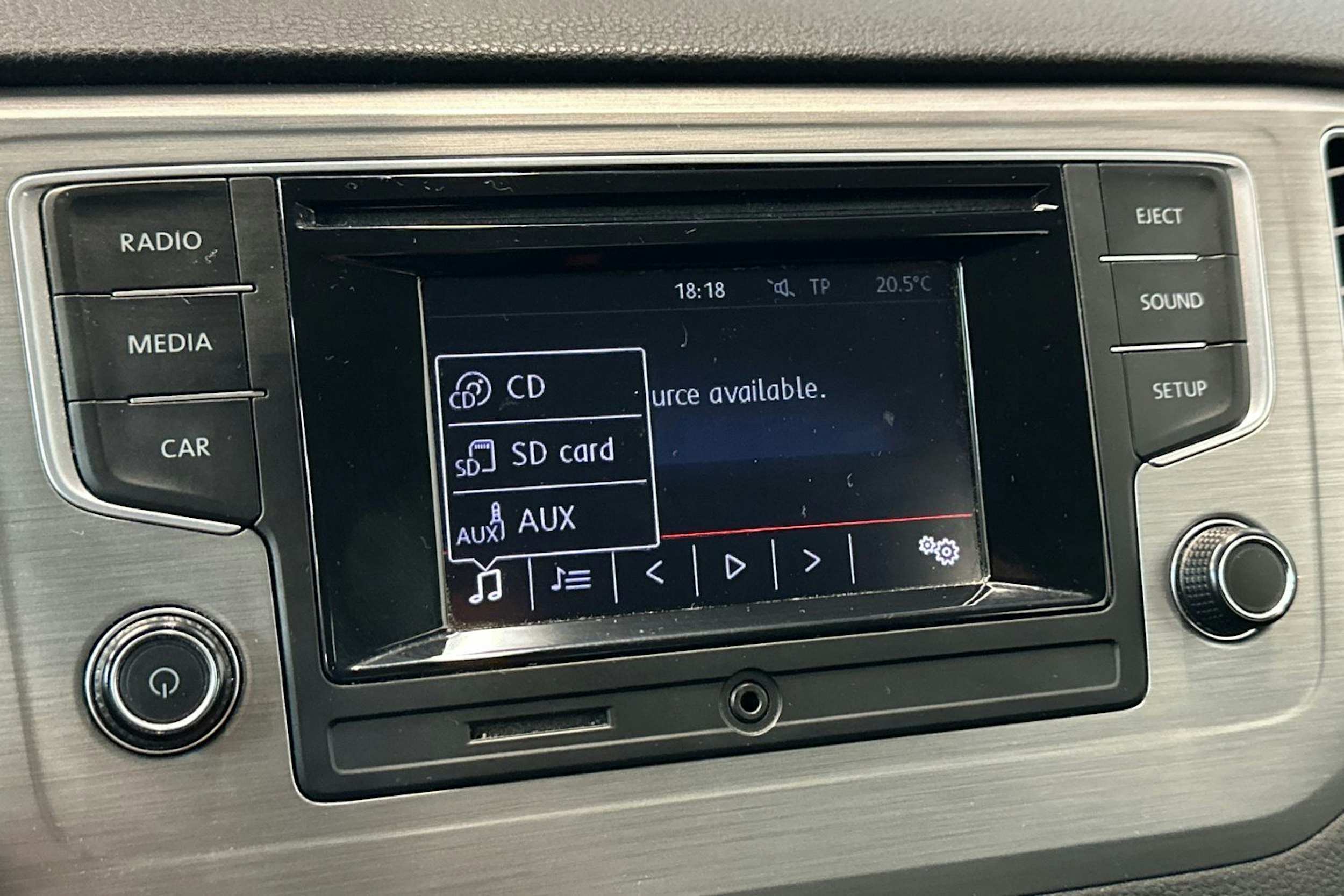 ruskea (beige) Volkswagen Golf Sportsvan 2015 kuva 22.