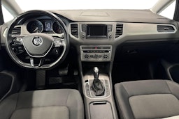 harmaa Volkswagen Golf Sportsvan 2015 kuva 9.