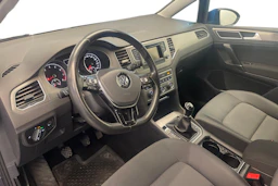 sininen Volkswagen Golf Sportsvan 2015 kuva 6.