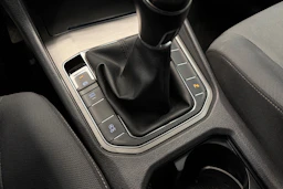 sininen Volkswagen Golf Sportsvan 2015 kuva 24.