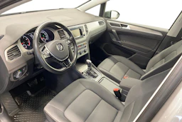 harmaa Volkswagen Golf Sportsvan 2015 kuva 6.