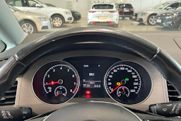 ruskea (beige) Volkswagen Golf Sportsvan 2016 kuva 15.