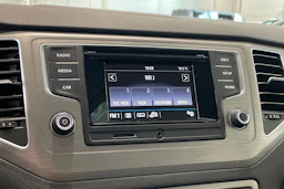 ruskea (beige) Volkswagen Golf Sportsvan 2016 kuva 16.
