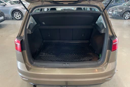 ruskea (beige) Volkswagen Golf Sportsvan 2016 kuva 24.