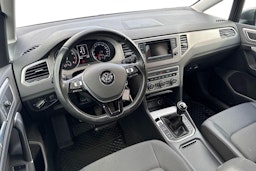 harmaa Volkswagen Golf Sportsvan 2016 kuva 7.