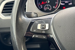 harmaa Volkswagen Golf Sportsvan 2016 kuva 15.