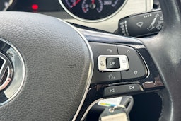 harmaa Volkswagen Golf Sportsvan 2016 kuva 16.