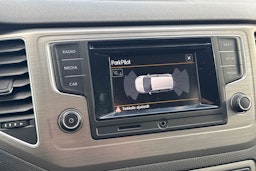 harmaa Volkswagen Golf Sportsvan 2016 kuva 21.