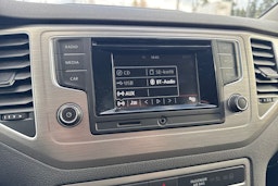 harmaa Volkswagen Golf Sportsvan 2016 kuva 23.