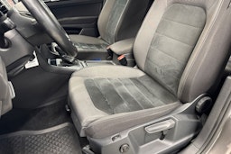 met. harmaa Volkswagen Golf Sportsvan 2016 kuva 11.