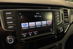 met. harmaa Volkswagen Golf Sportsvan 2016 kuva 20.