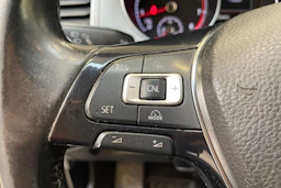 harmaa Volkswagen Golf Sportsvan 2016 kuva 13.