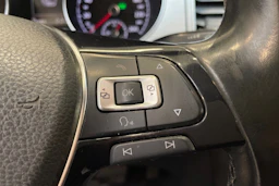 harmaa Volkswagen Golf Sportsvan 2016 kuva 14.