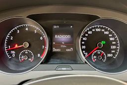 harmaa Volkswagen Golf Sportsvan 2016 kuva 15.