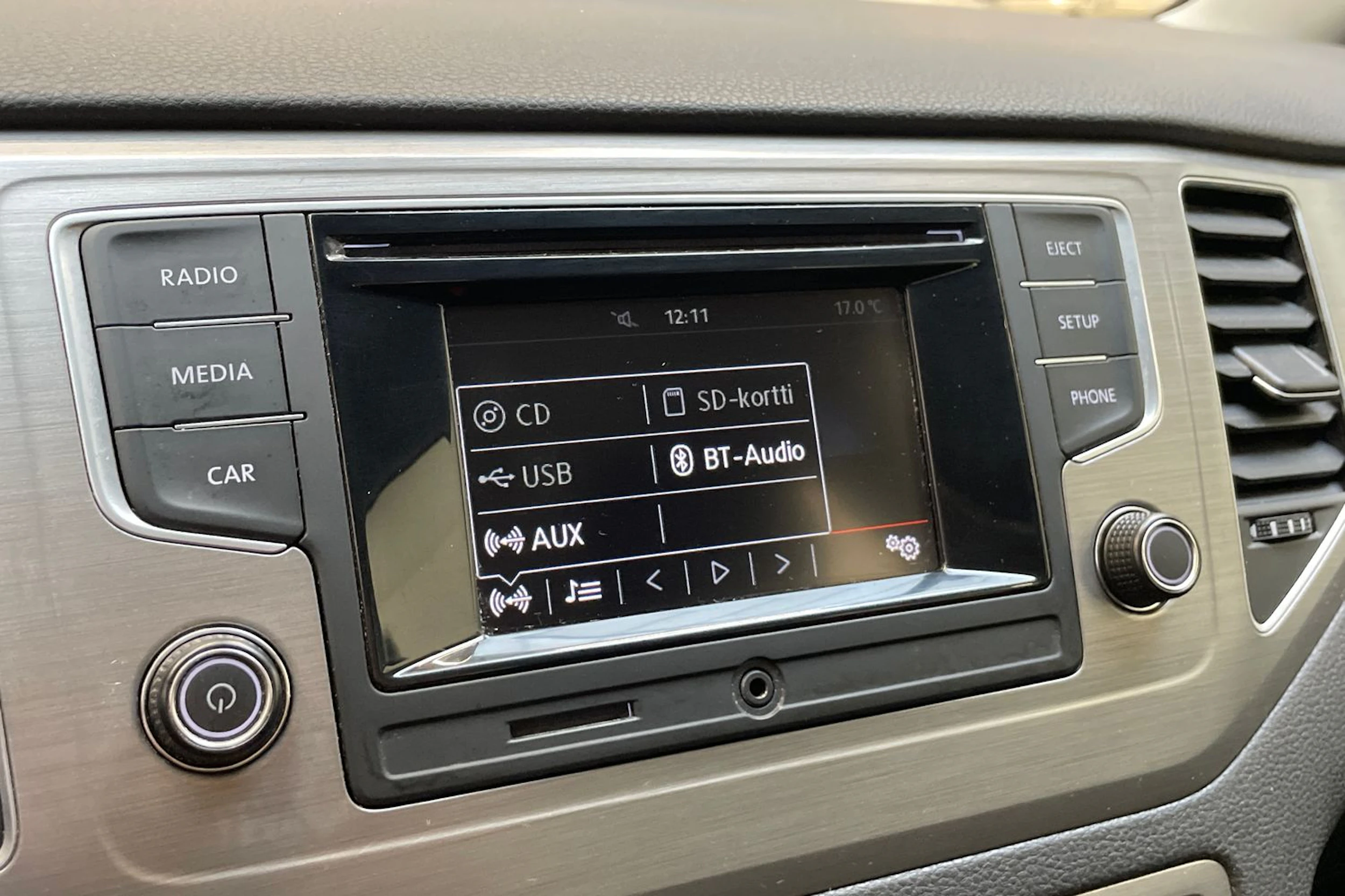 harmaa Volkswagen Golf Sportsvan 2016 kuva 17.