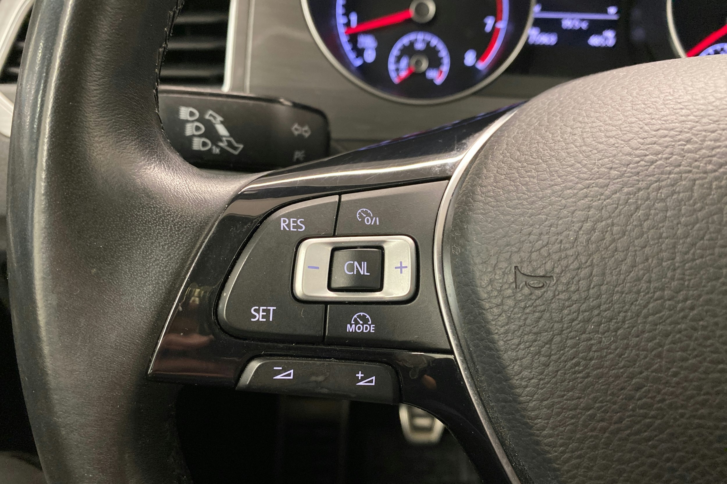 Ruskea (beige) Volkswagen GOLF SPORTSVAN 2016 kuva 17.