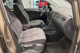 Ruskea (beige) Volkswagen GOLF SPORTSVAN 2016 kuva 35.