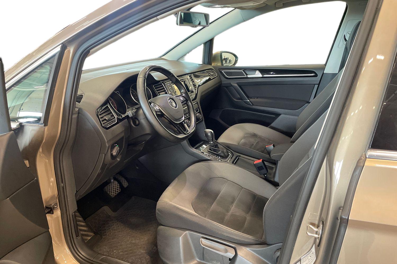 Volkswagen Golf Sportsvan 2016, kuva 7/29