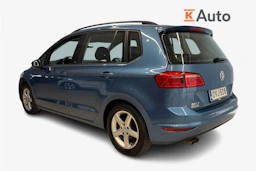 Sininen Volkswagen GOLF SPORTSVAN 2016 kuva 2.