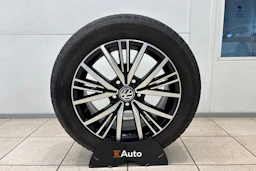 Sininen Volkswagen GOLF SPORTSVAN 2016 kuva 24.