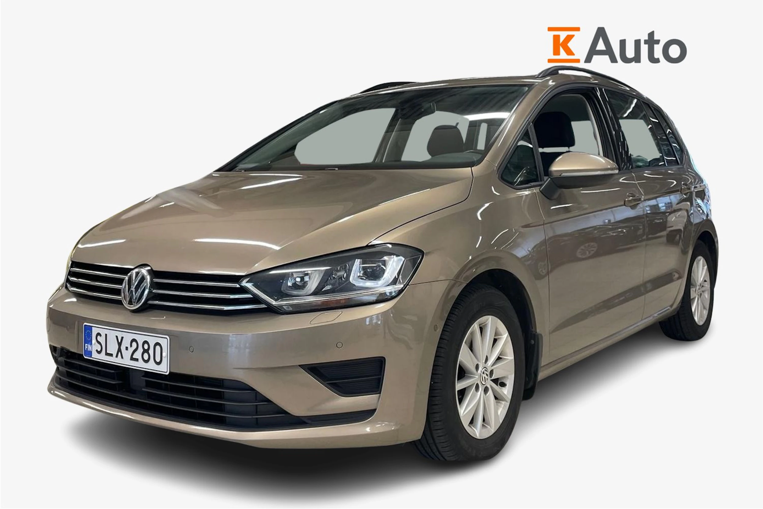 ruskea (beige) Volkswagen Golf Sportsvan 2015 kuva 1.