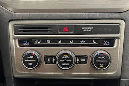 met. ruskea (beige) Volkswagen Golf Sportsvan 2016 kuva 18.