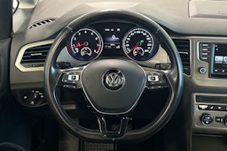 sininen Volkswagen Golf Sportsvan 2016 kuva 14.