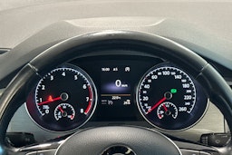sininen Volkswagen Golf Sportsvan 2016 kuva 15.