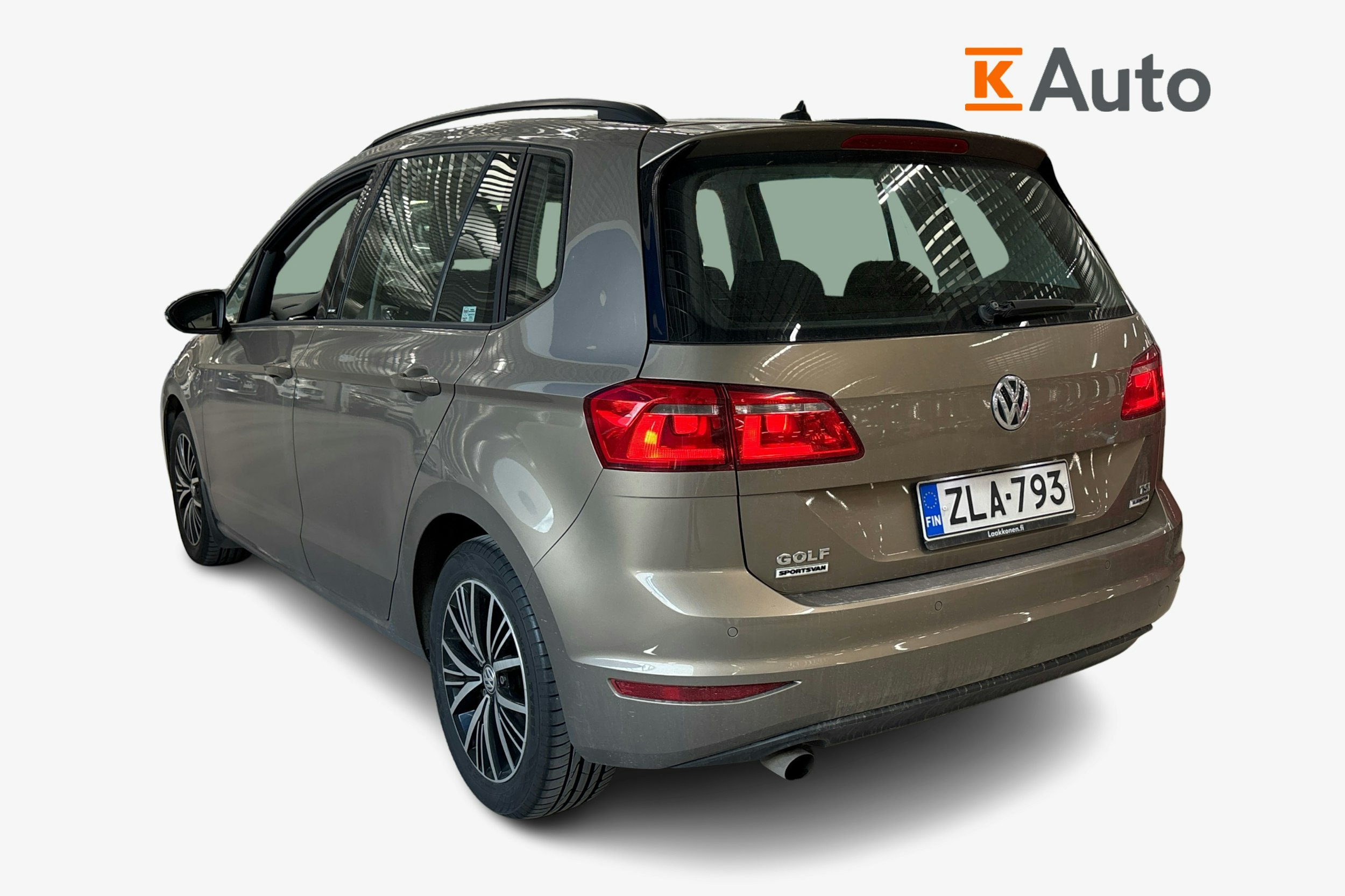 Ruskea (beige) Volkswagen GOLF SPORTSVAN 2016 kuva 2.